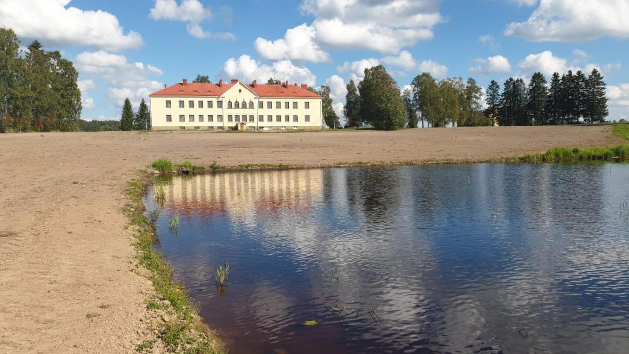 Jokihovi Hotel Nivala Екстериор снимка
